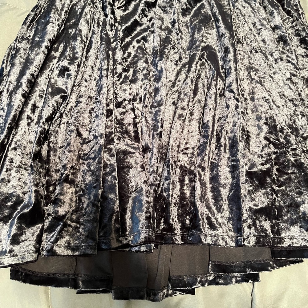 Velvet A-Line Skirt in Gray